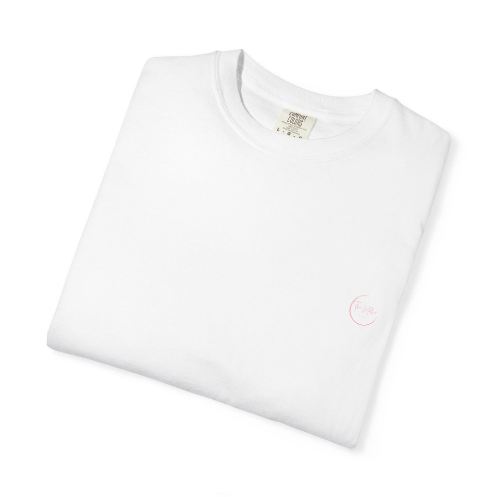 Mama Retro Graphic T-Shirt — Pink Gradient 'MAMA' Stack